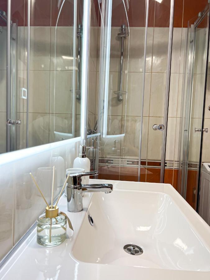Holiday Star Apartment Τρογκίρ Εξωτερικό φωτογραφία